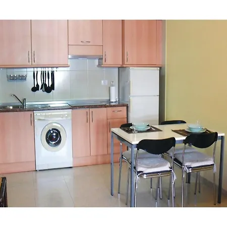 Apartman 02 *